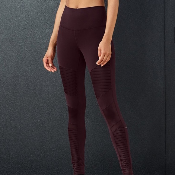 ALO Yoga Hi-Rise Moto Legging - sz XS/ worn twice! - Picture 1 of 6